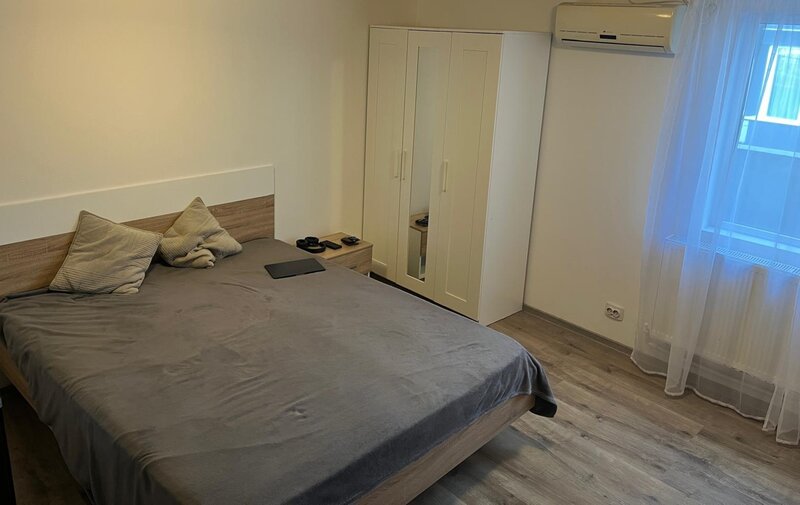 Soseau Oltenitei intrarea in Popesti Leordeni